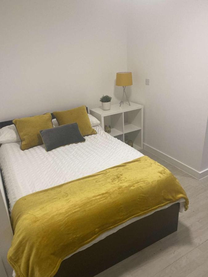 Rapid'S Studio Apartment Liverpool Bagian luar foto